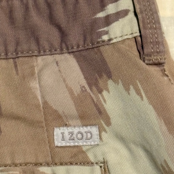 Izod Camouflage Chinos - Picture 5 of 6